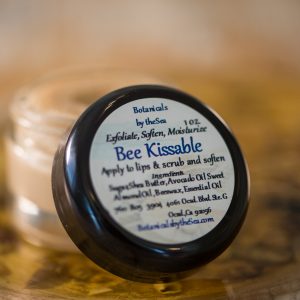 Bee Kissable - 1.3 oz. Glass Jar